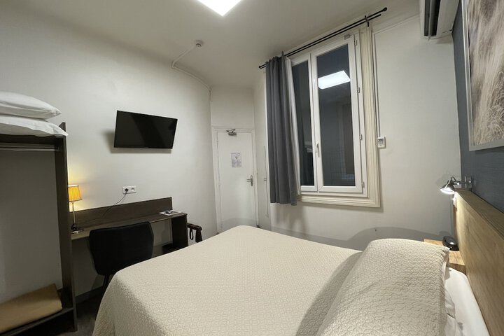 Room 22 of 47