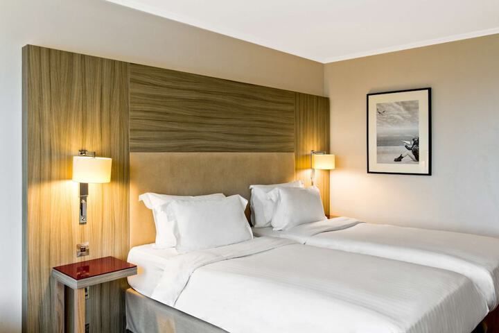 Room 20 of 149