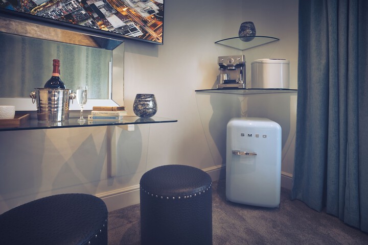 Room 101 of 390