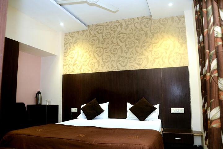 Room 30 of 57