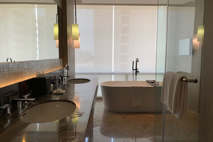 Room 50 of 88