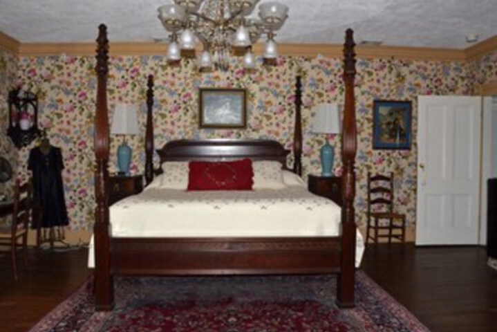 Room 12 of 29
