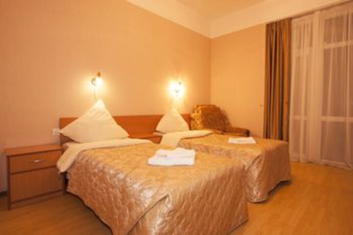 Room 14 of 30