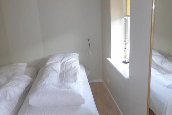 Room 7 of 31