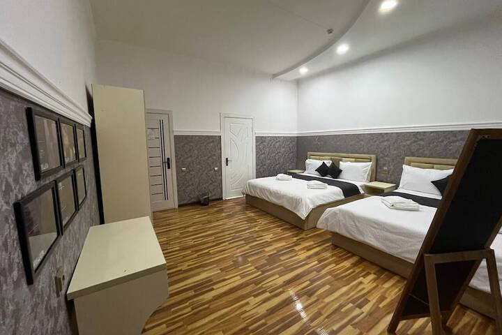Room 26 of 44