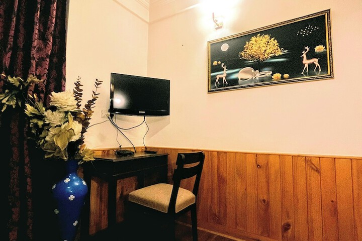 Room 21 of 43