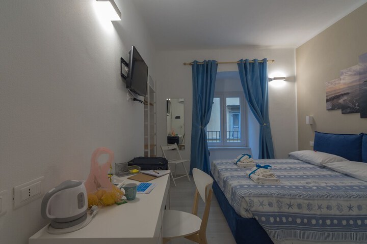 Room 20 of 31