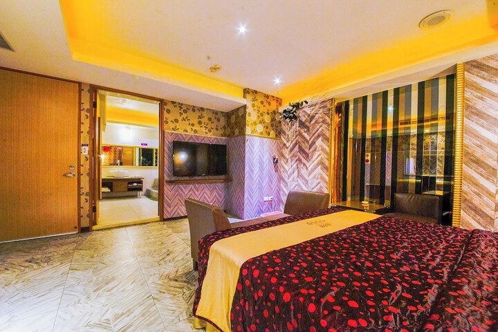 Room 56 of 88