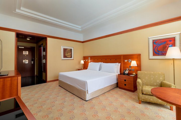 Room 20 of 358