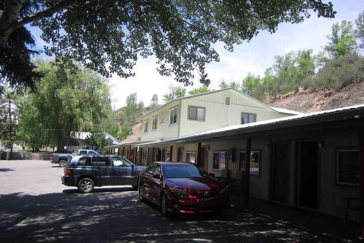 Property Grounds 27 of 42