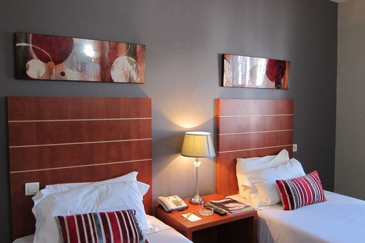 Room 6 of 38