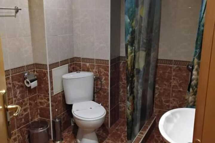 Room 7 of 17