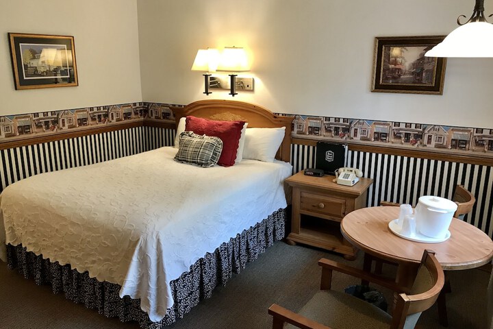 Room 3 of 31