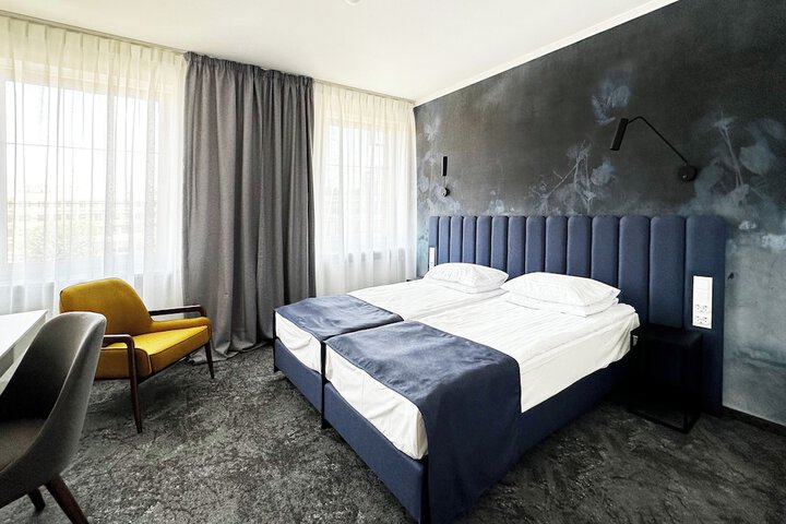 Room 20 of 108