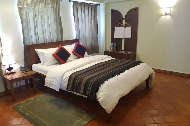 Room 7 of 40