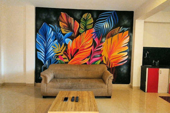 Room 85 of 169