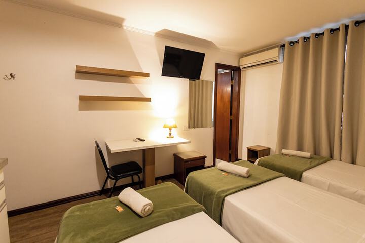 Room 53 of 111