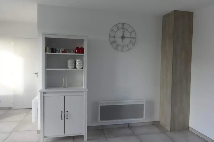 Room 3 of 16