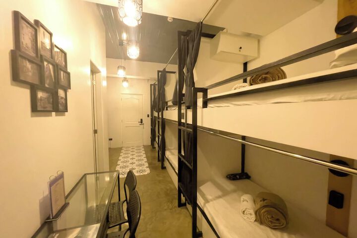 Room 27 of 45