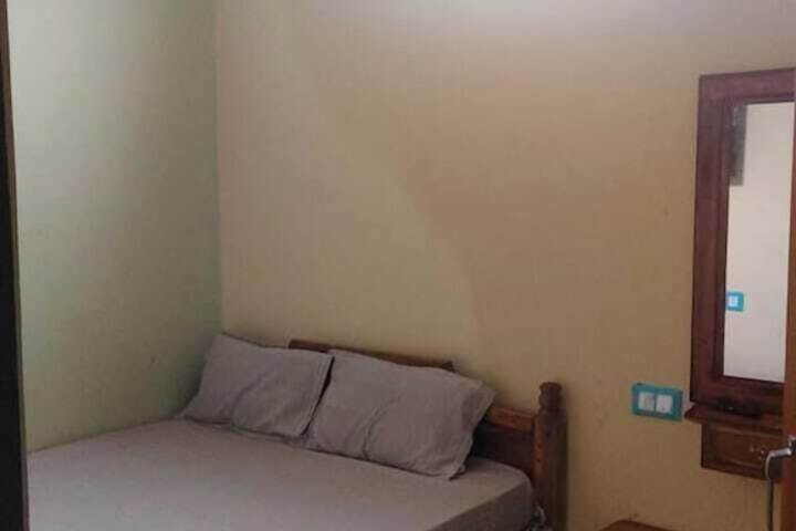 Room 8 of 23