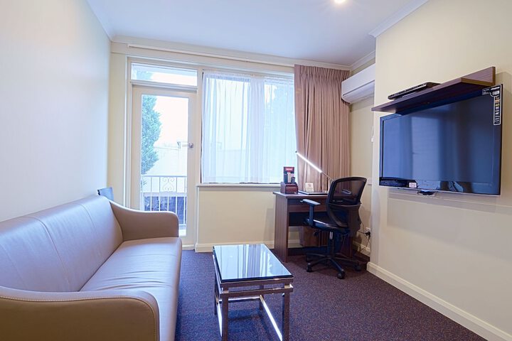 Room 29 of 48