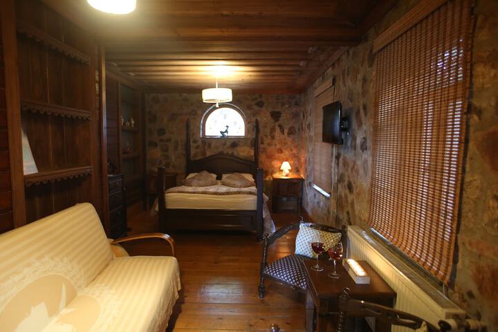 Room 14 of 43
