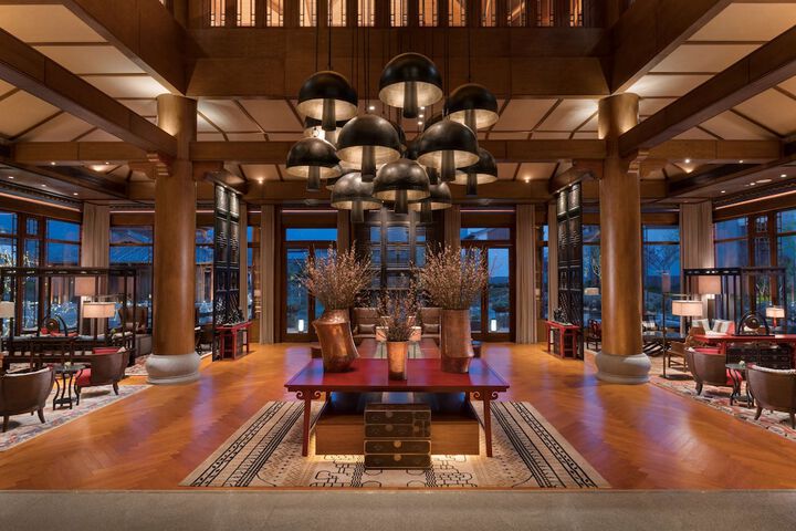 Guest Lobby