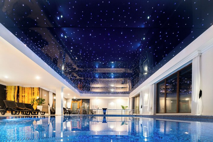 Amber Park Hotel & SPA in Rewal
