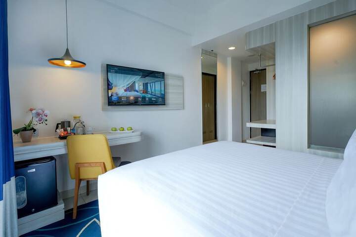 Room 10 of 63