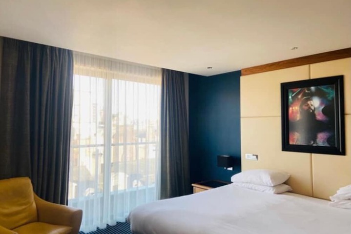 Room 36 of 94