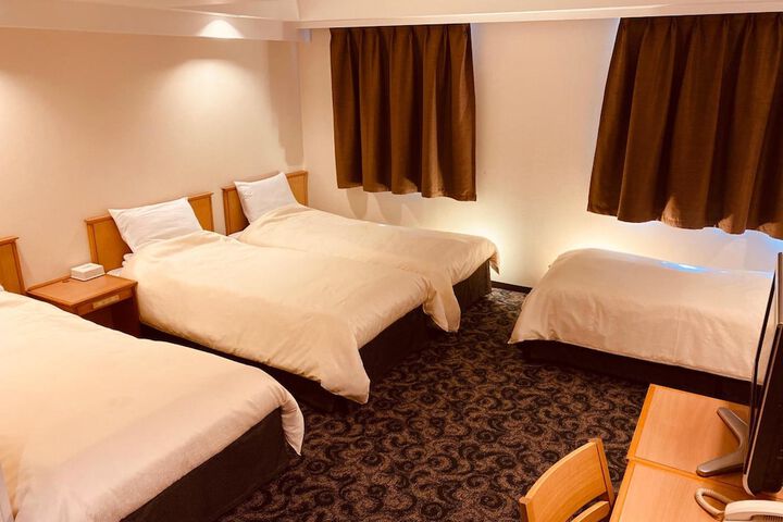 Room 15 of 40