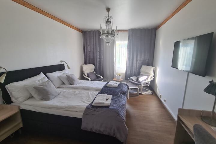 Room 33 of 139