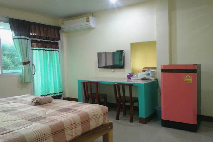 Room 10 of 24