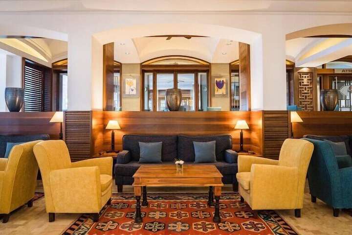 Lobby Photos