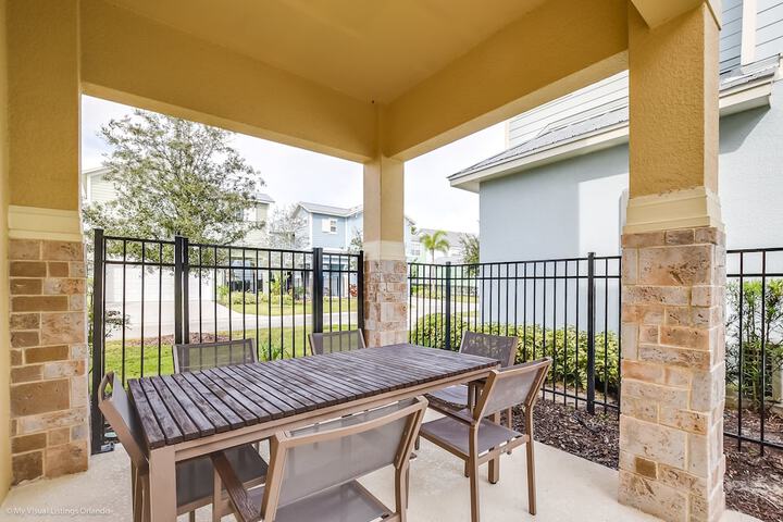 Terrace/Patio 26 of 37