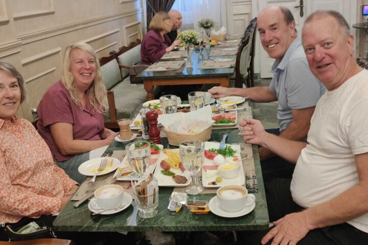Dining 73 of 128