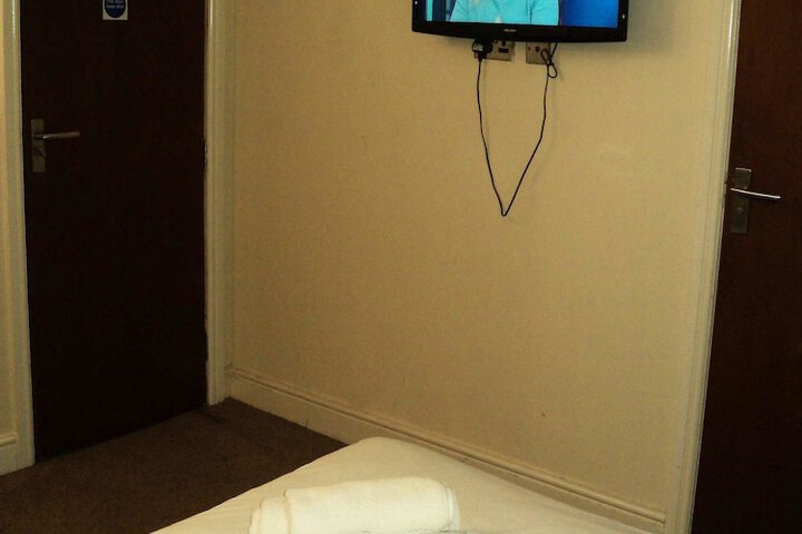Room 44 of 72