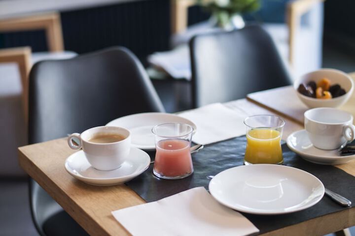 Breakfast/Coffee Service 49 of 72