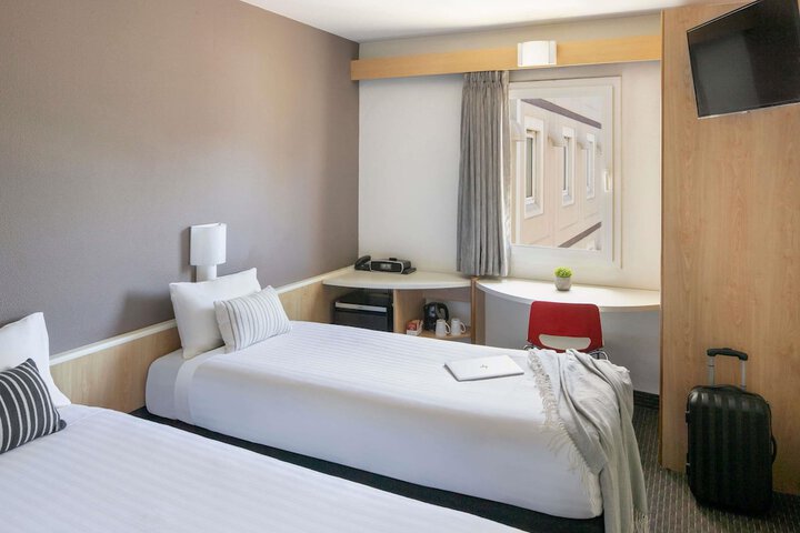 Room 19 of 51