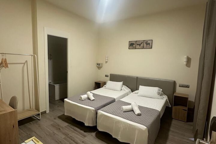 Room 15 of 43