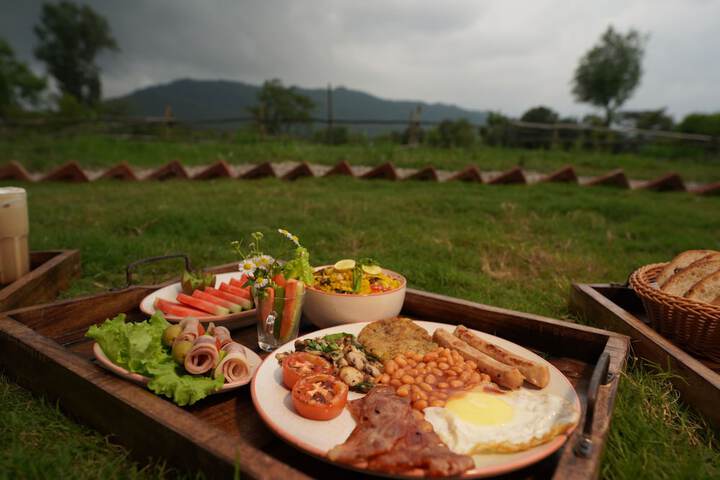 Breakfast/Coffee Service 39 of 46