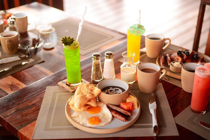 Breakfast/Coffee Service 59 of 75