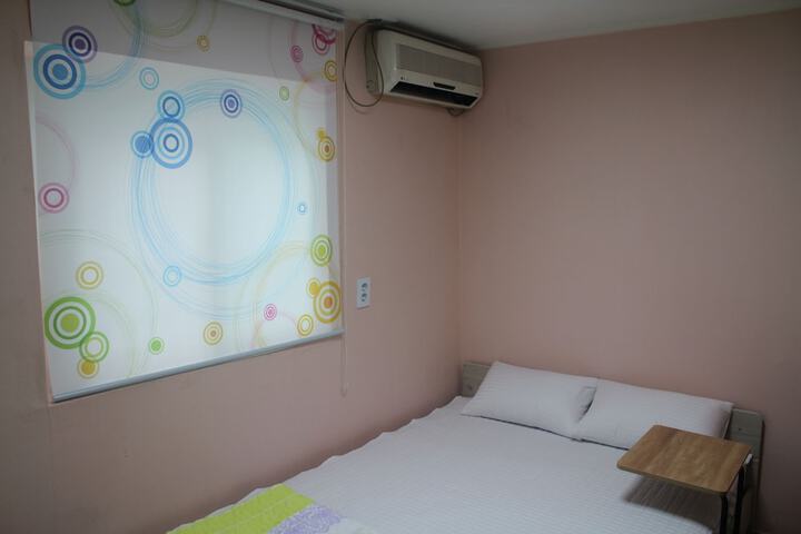 Room 16 of 55
