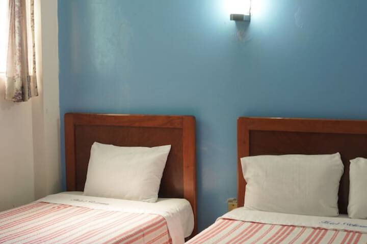 Room 20 of 32