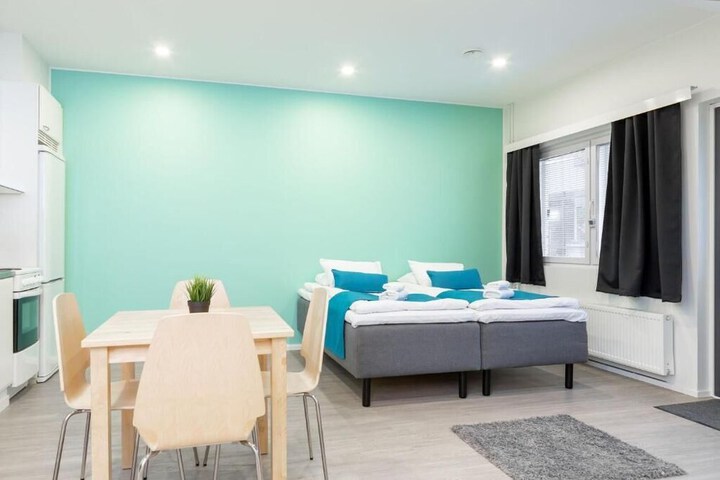 Room 15 of 38