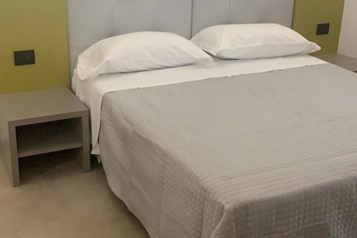 Room 7 of 125