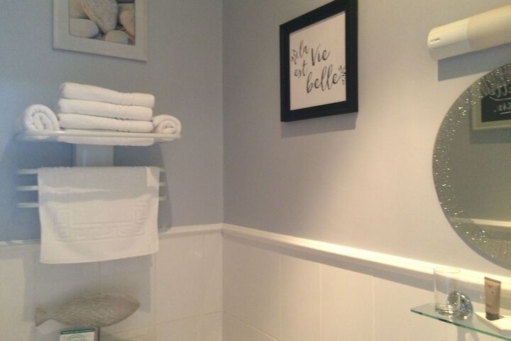 Room 18 of 38