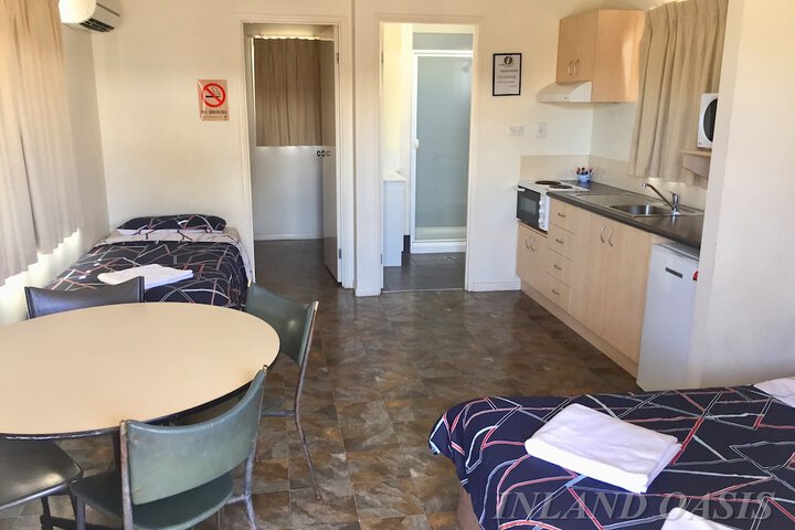 Room 8 of 80