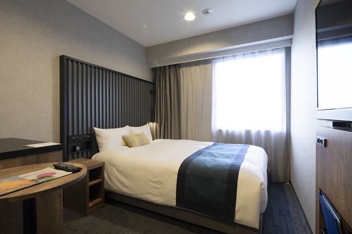 Room 6 of 59