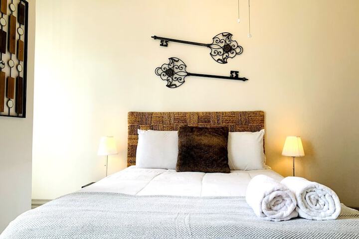 Room 65 of 181